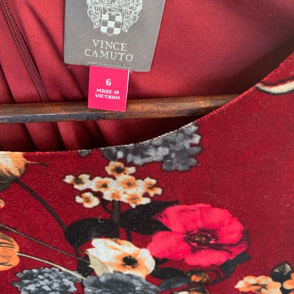 Velvet dress - Picture 3 of 3